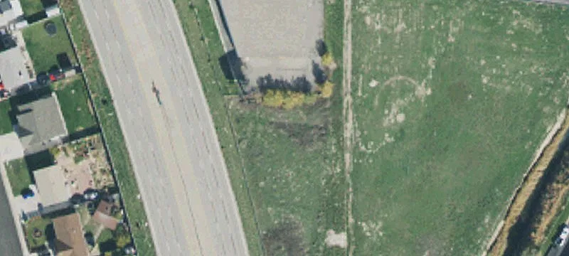 3813 Pkwy Blvd