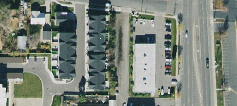 672 Locust St