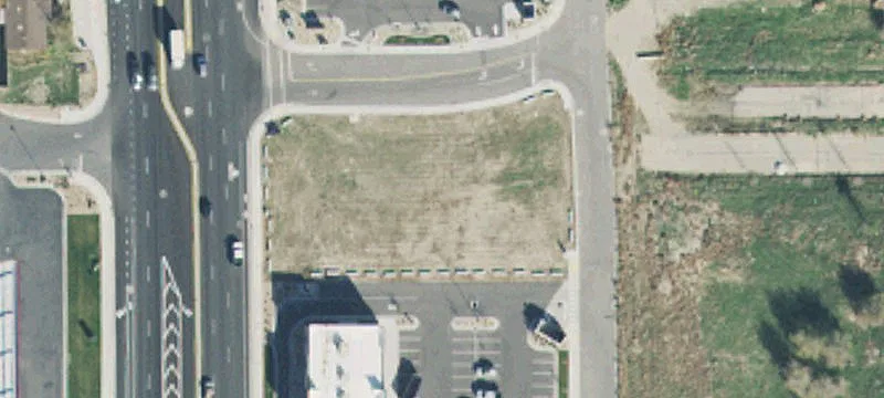 13937 Redwood Rd