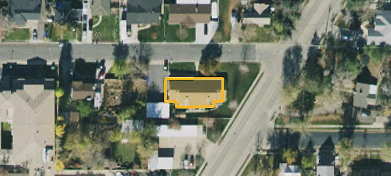 1050 Main St