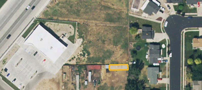3918 Midland Dr