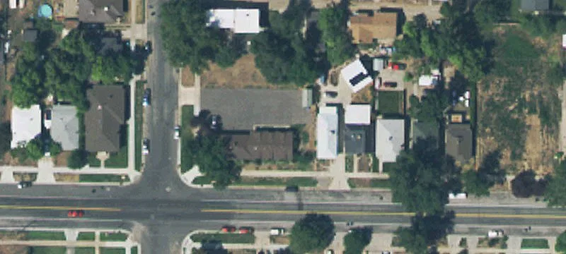 2784 Jefferson Ave