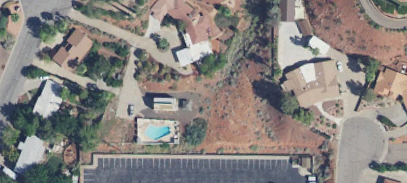 590 260th W Cir