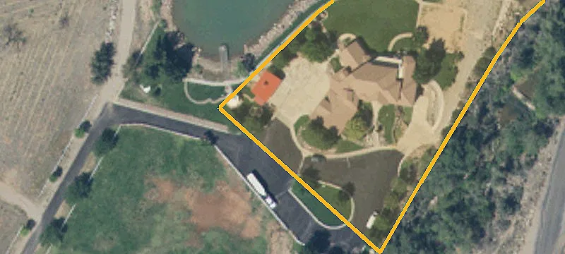 652 Shady Ln
