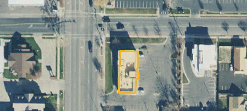 792 Main St