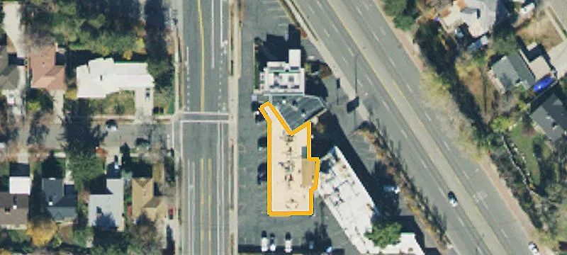 1442 Foothill Dr