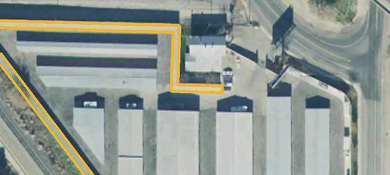 74 Frontage Rd