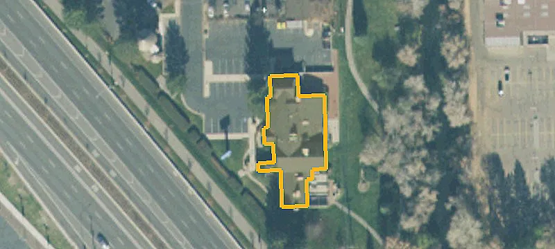 2230 University Pkwy