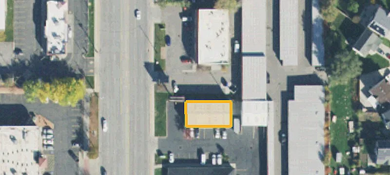 2427 Redwood Rd