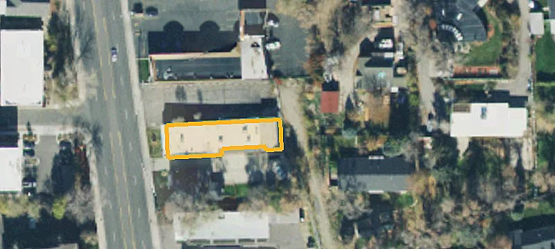 4233 Highland Dr