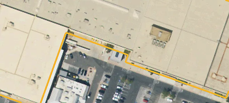 1365 Main St