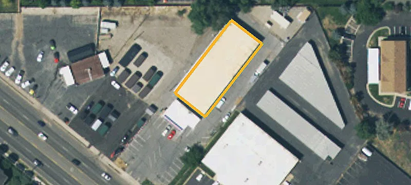 1464 Main St