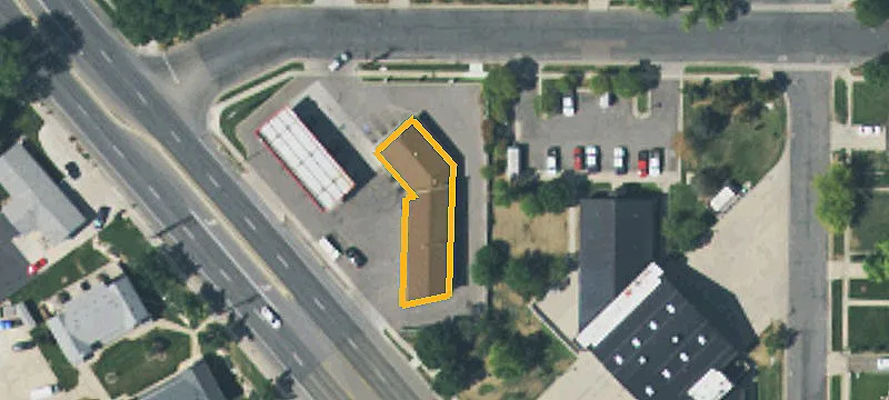 135 Main St