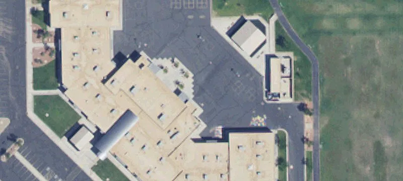 2835 2000th S S St