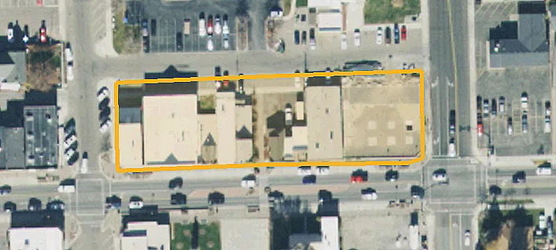 46 Main St