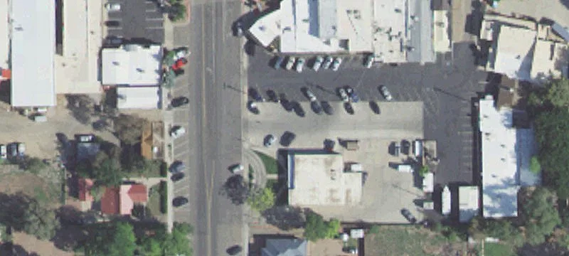 39 Main St