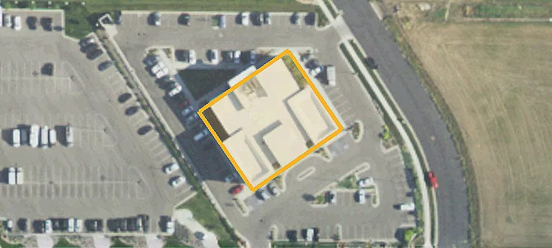 444 Bourne Cir