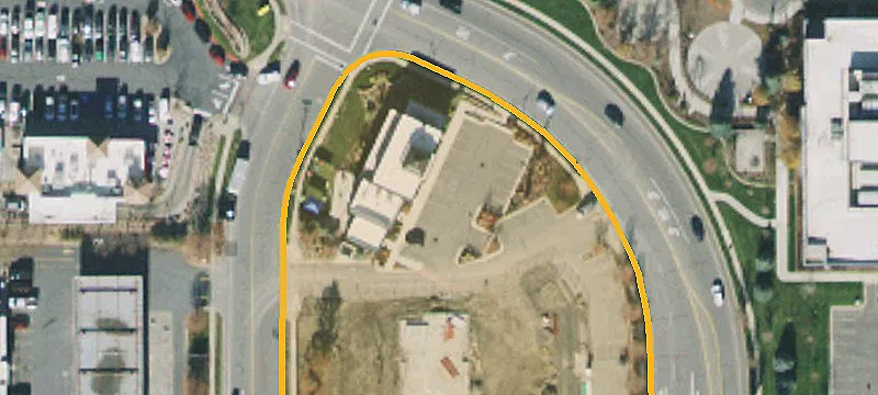 482 Frontage Rd