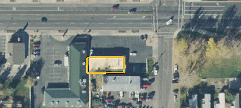 390 Main St