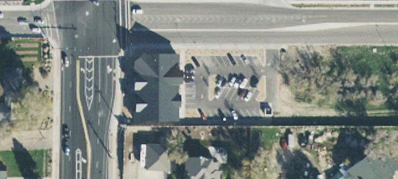 14003 Redwood Rd