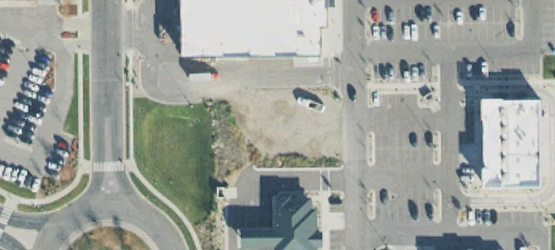 691 Redwood Rd
