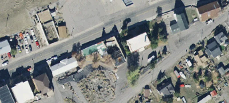 221 Main St
