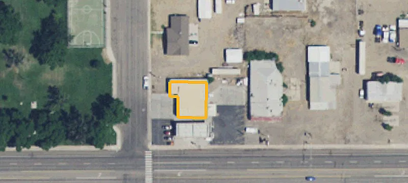 215 Main St