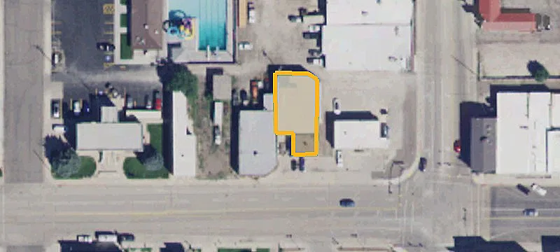 40 Main St