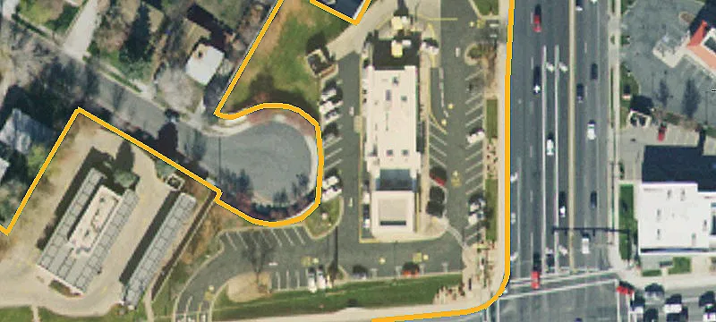 895 Ft Un Blvd
