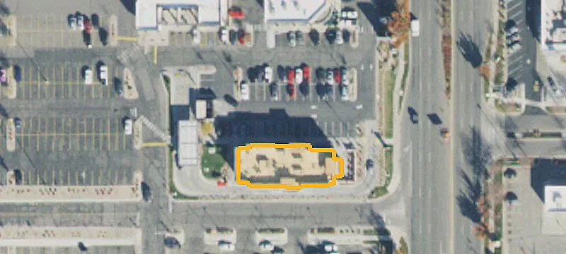 5580 Redwood Rd