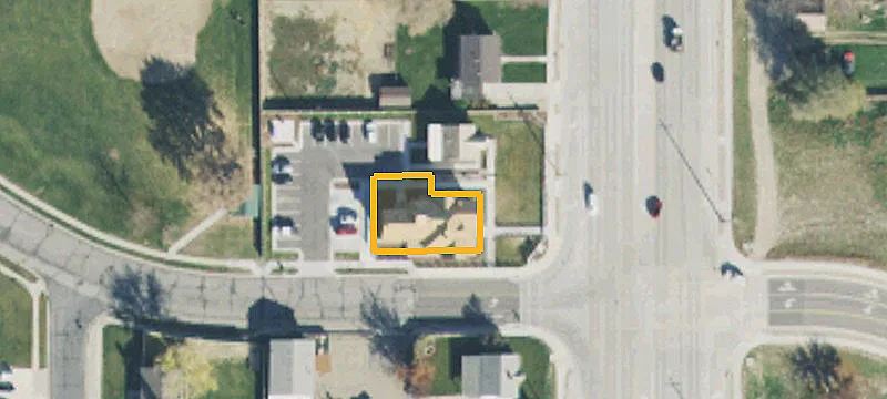 13024 Redwood Rd