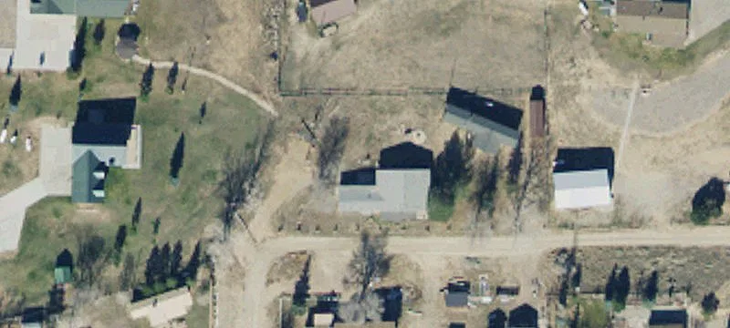 418 1st E
