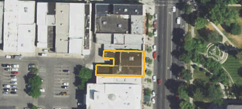 77 Main St