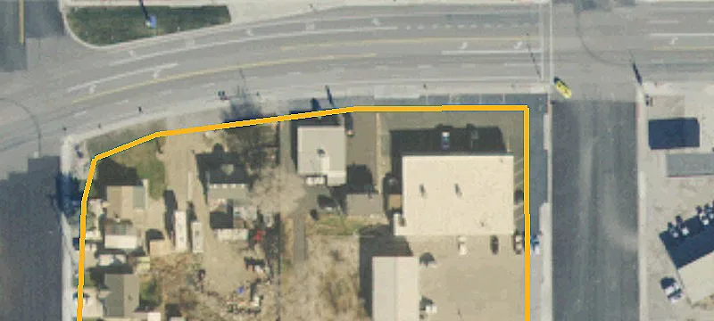 35 Main St
