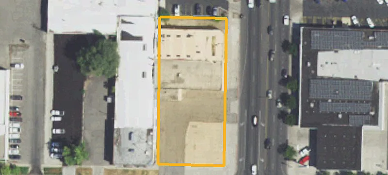 321 Main St