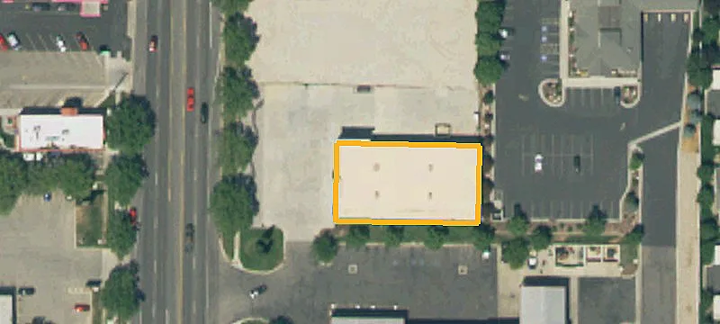 835 Main St
