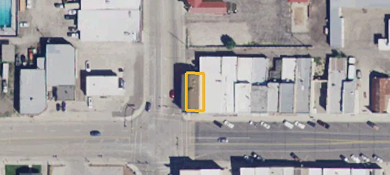 3 Main St