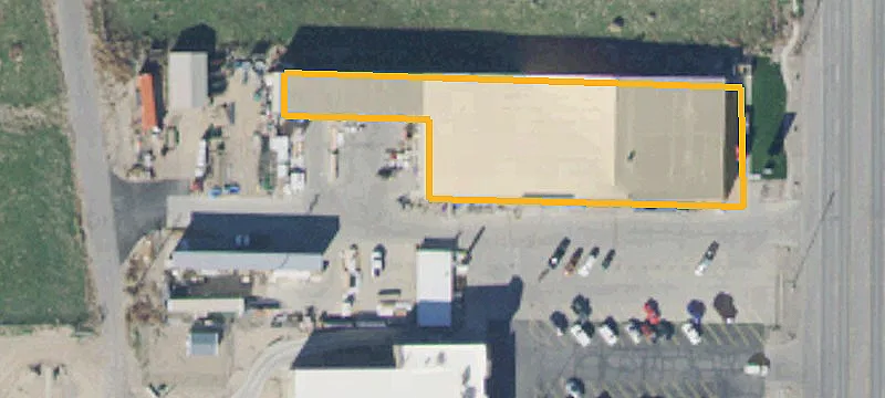 1005 Main St