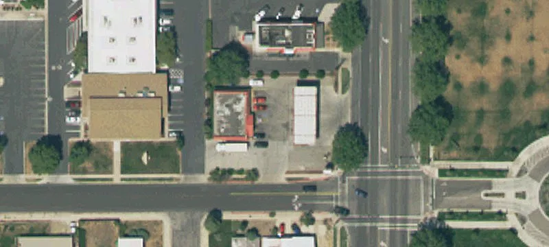 986 Main St