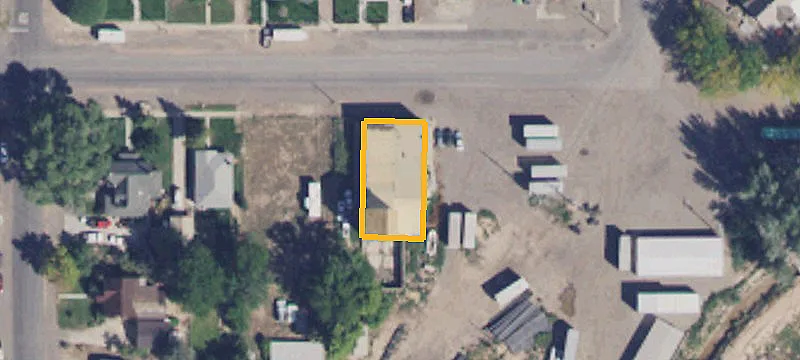 558 Ctr St