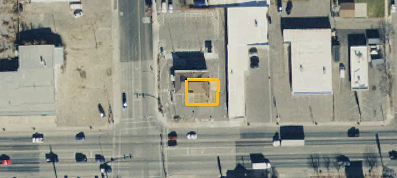 490 Main St