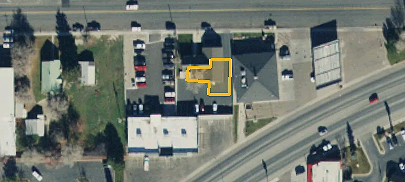 983 Main St