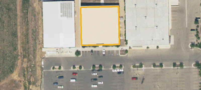 470 Main St