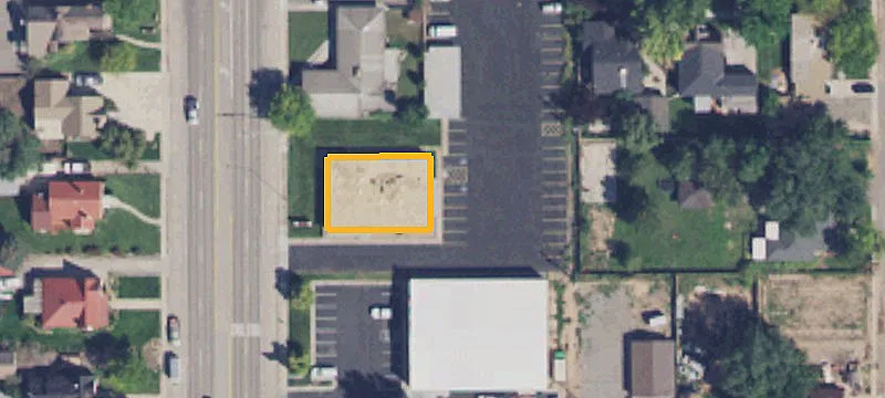 460 Main St