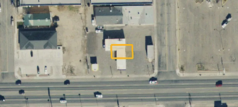 320 Main St