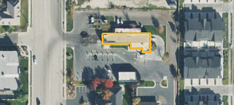 11643 Redwood Rd