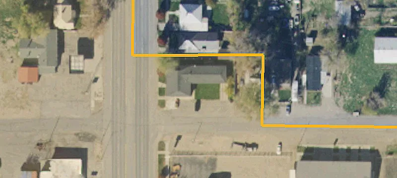 810 Main St