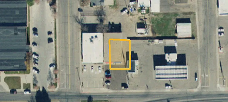 758 Main St
