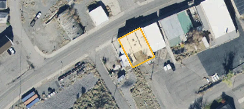 325 Main St