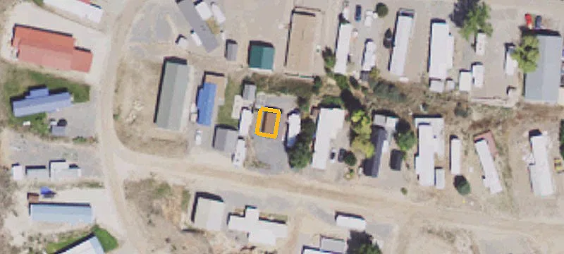 695 Vanessa Ln